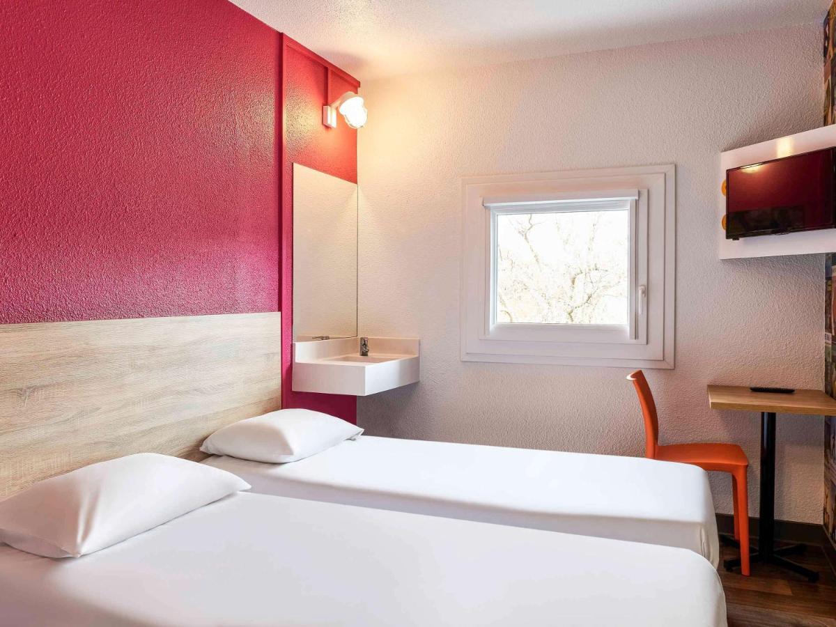 Hotelf1 Nemours Exterior foto